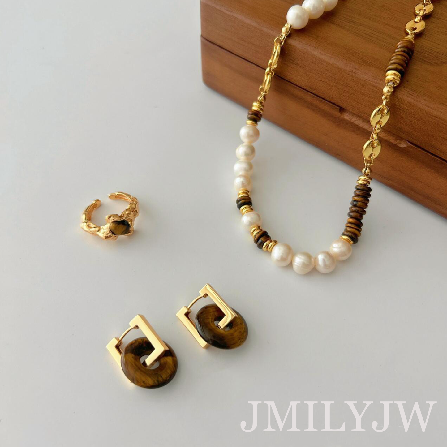 Vintage Gold Natural Tiger's Eye Earrings Dangle Earrings